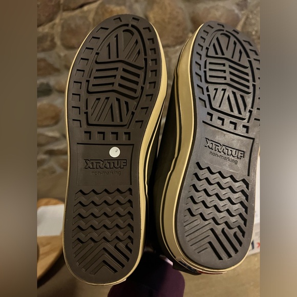 Men's Xtratuf Deck Boot, 6" color: brown size 8 - Picture 6 of 6